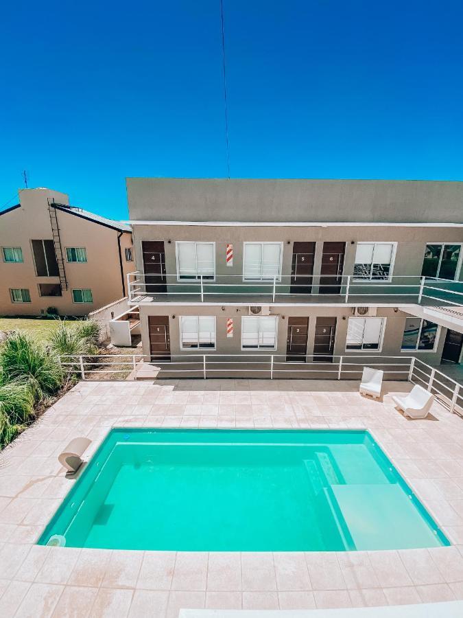 Buenos Vientos Complejo - Termas Lodge Chajari