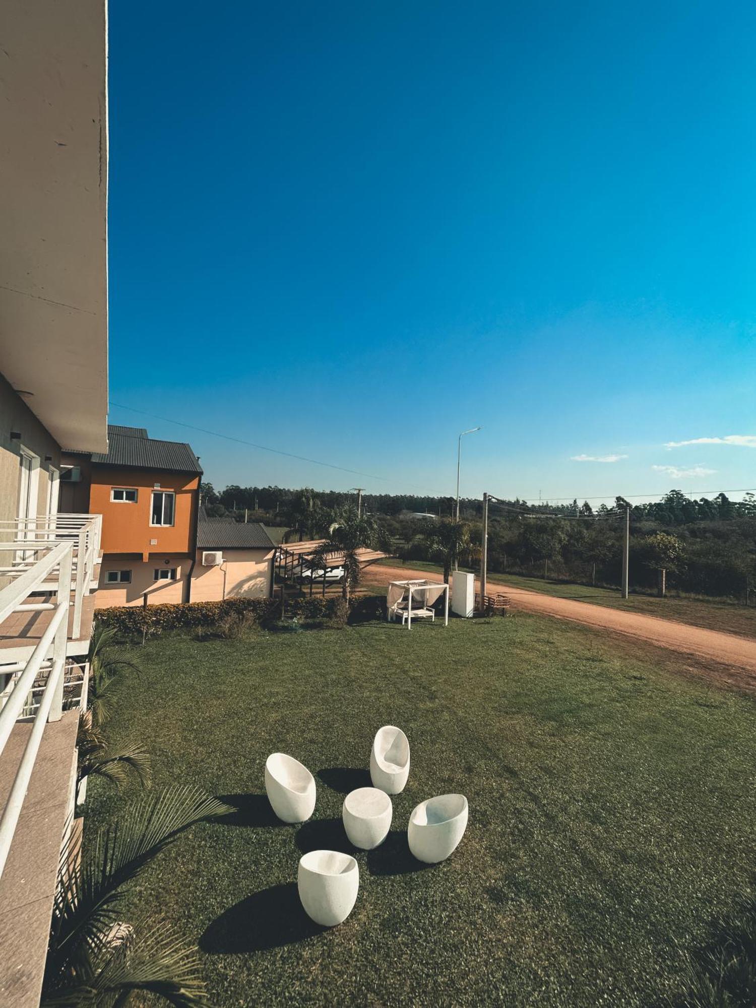 Buenos Vientos Complejo - Termas Lodge *